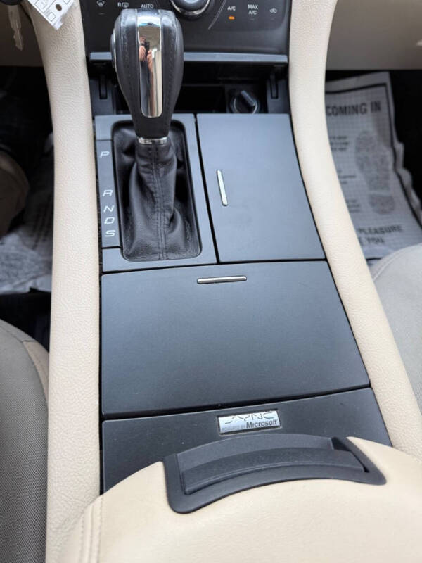 2013 Ford Taurus SEL