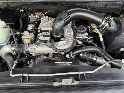 2017 Nissan Titan XD SV