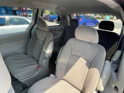 2006 Dodge Caravan SXT