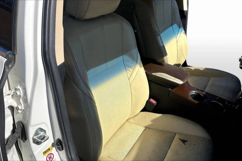 2015 Toyota Avalon Limited