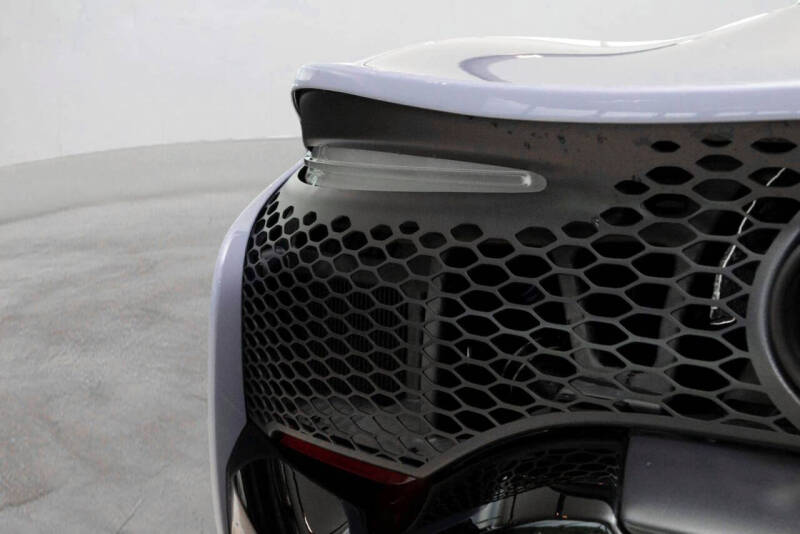 2023 McLaren Artura
