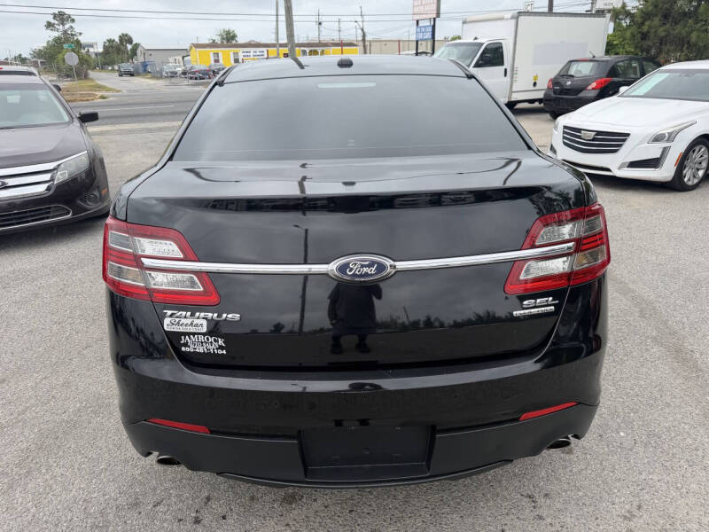 2016 Ford Taurus SEL