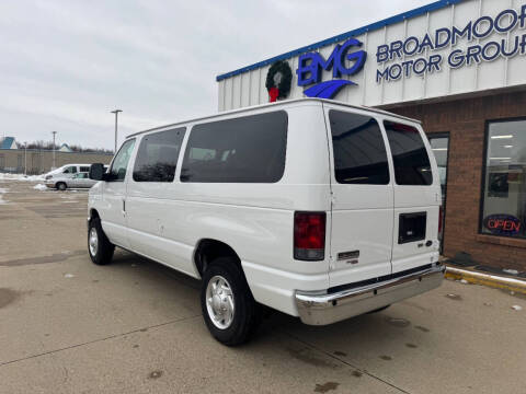 2012 Ford E-Series E-350 SD XLT