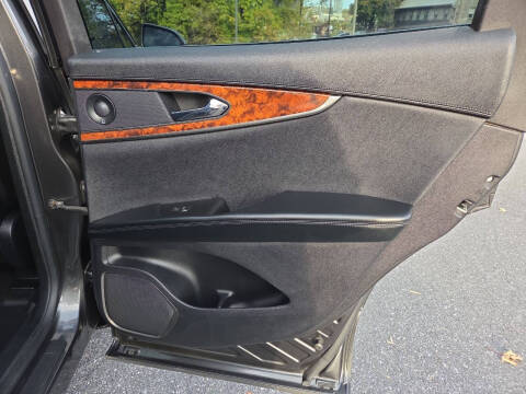 2020 Lincoln Nautilus Reserve