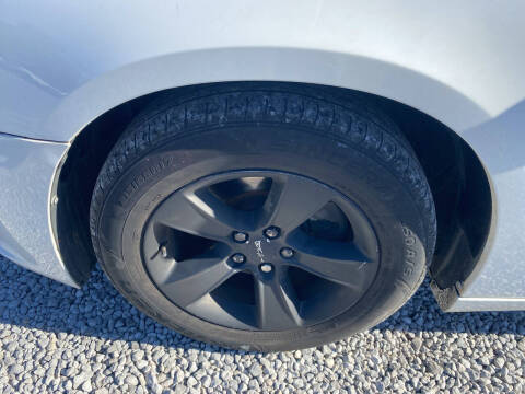 2013 Dodge Charger SE