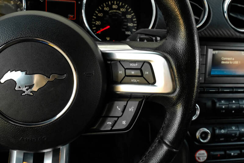 2015 Ford Mustang V6