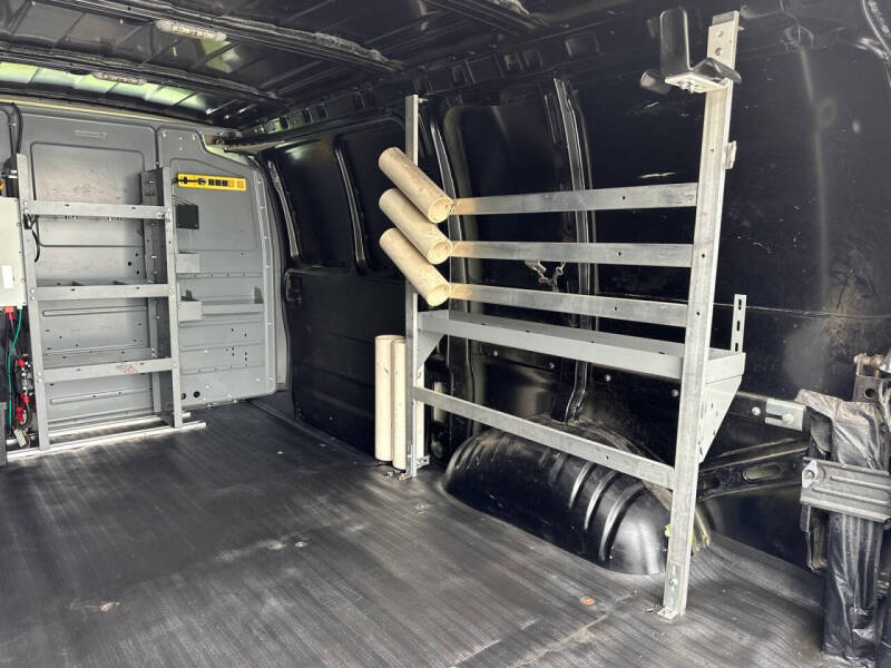 2017 Chevrolet Express 2500