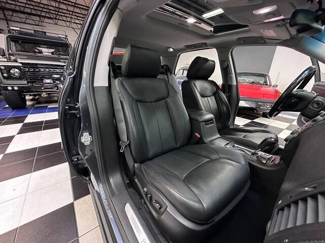 2011 Cadillac DTS Luxury Collection