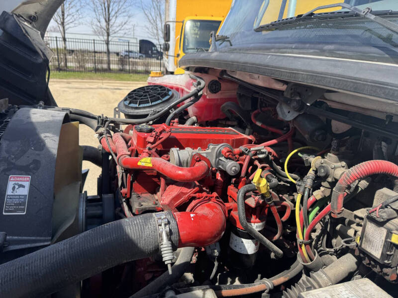 2020 Freightliner M2 106