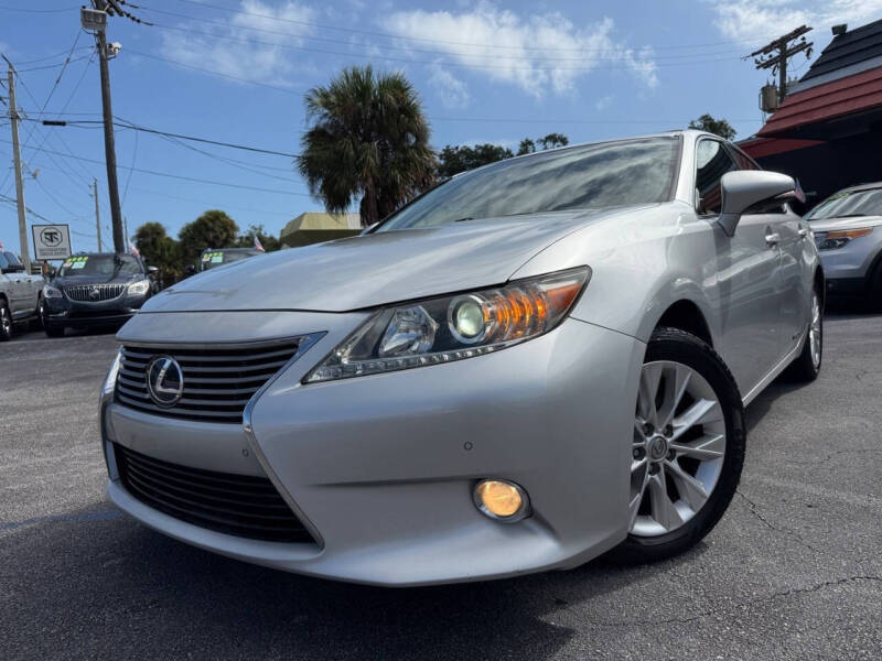 2013 Lexus ES 300h