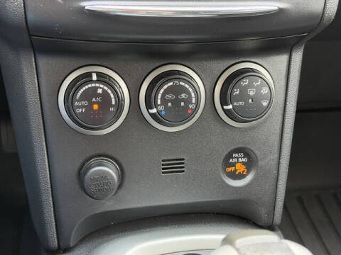 2013 Nissan Rogue SV w/SL Package