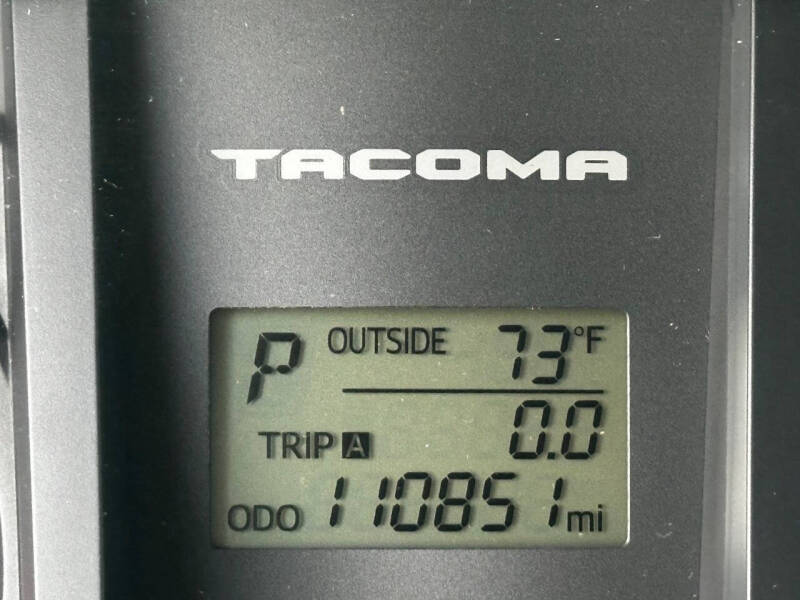 2017 Toyota Tacoma SR