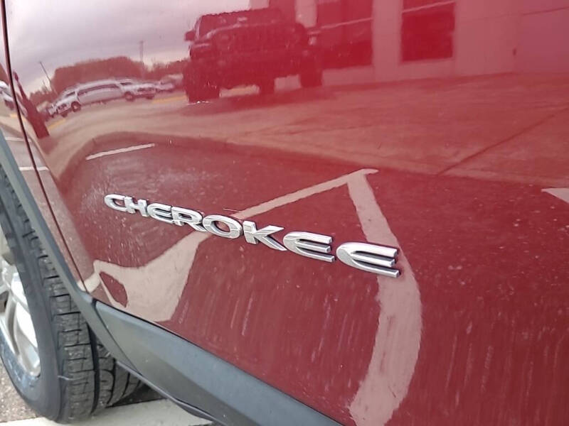 2021 Jeep Cherokee Latitude Lux