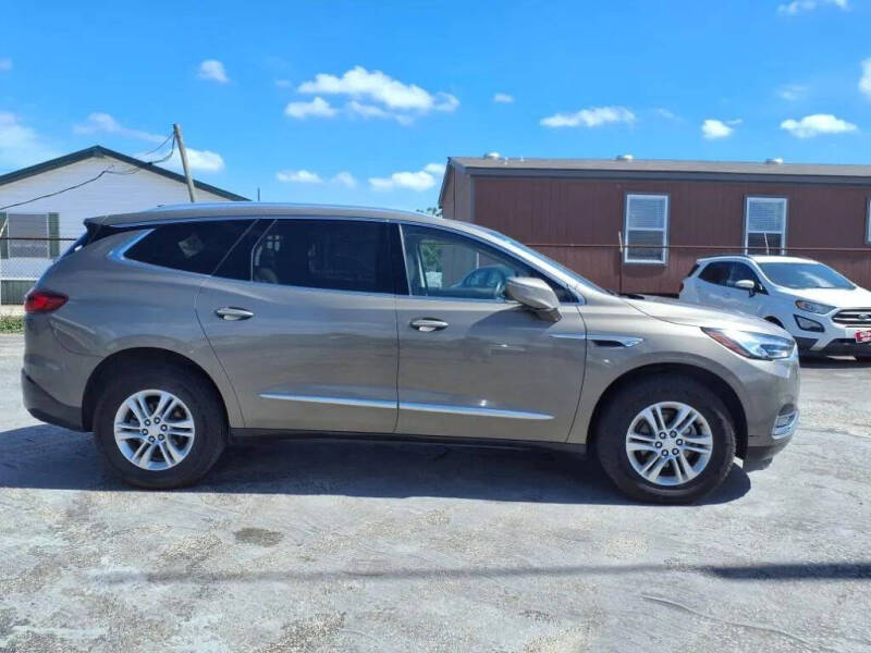 2020 Buick Enclave Essence