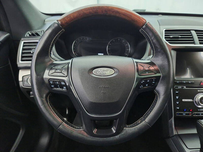 2018 Ford Explorer Platinum