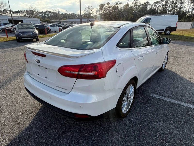 2018 Ford Focus Titanium