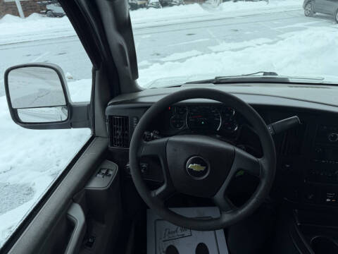 2021 Chevrolet Express 2500