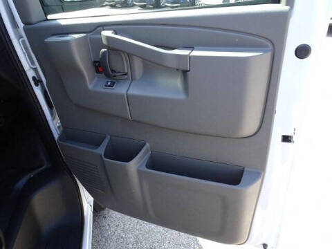 2024 Chevrolet Express LS 3500