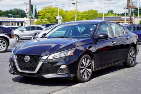2021 Nissan Altima for sale at Preferred Auto Fort Wayne in Fort Wayne IN