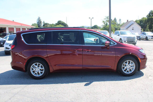 2022 Chrysler Pacifica for sale at Jennifer's Auto Sales & Service in Spokane Valley, WA