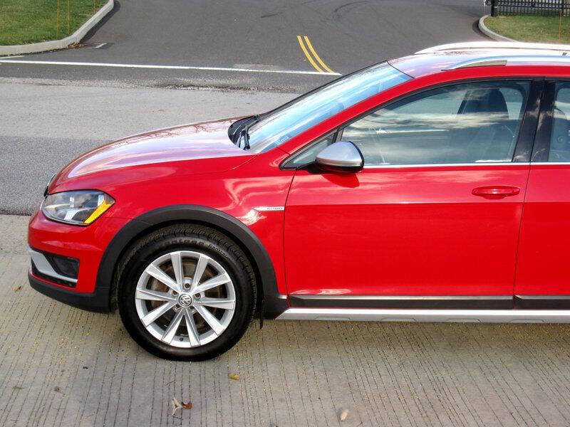 2017 Volkswagen Golf Alltrack