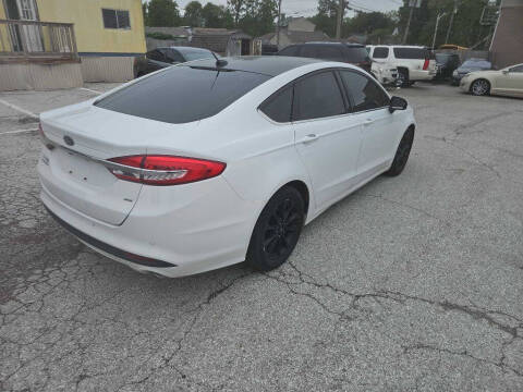 2017 Ford Fusion SE