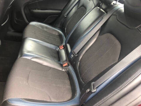 2016 Chrysler 200 S