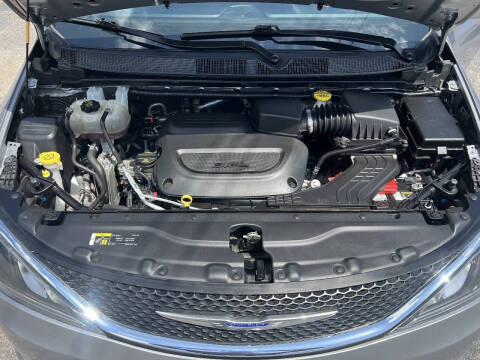 2020 Chrysler Pacifica Touring