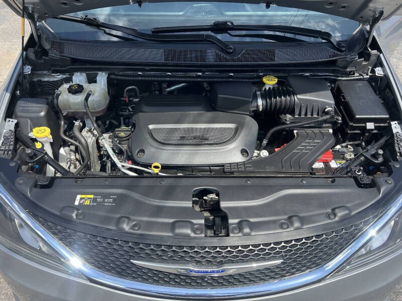 2020 Chrysler Pacifica Touring