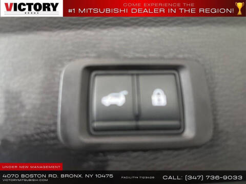 2022 Mitsubishi Outlander SE