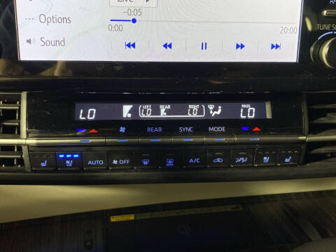 2021 Toyota Sienna Platinum 7-Passenger