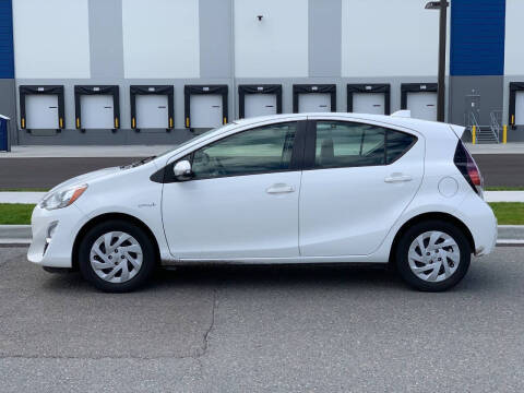 2016 Toyota Prius c One