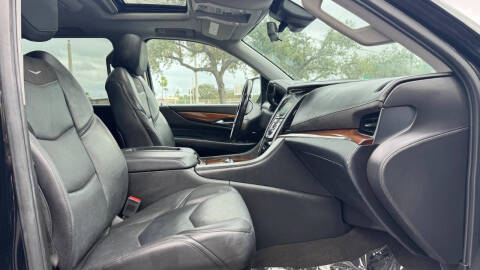 2020 Cadillac Escalade Premium Luxury