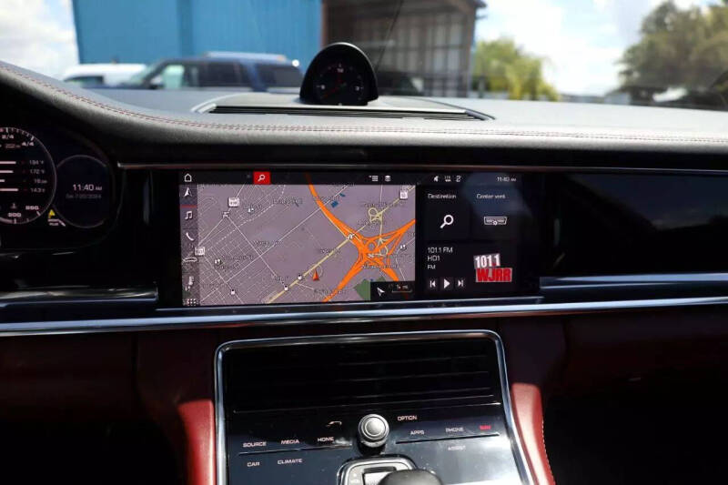 2020 Porsche Panamera 4S