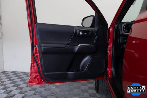 2022 Toyota Tacoma TRD Off-Road