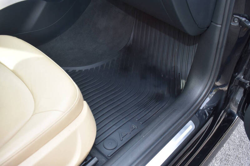 2014 Audi A4 2.0T quattro Premium