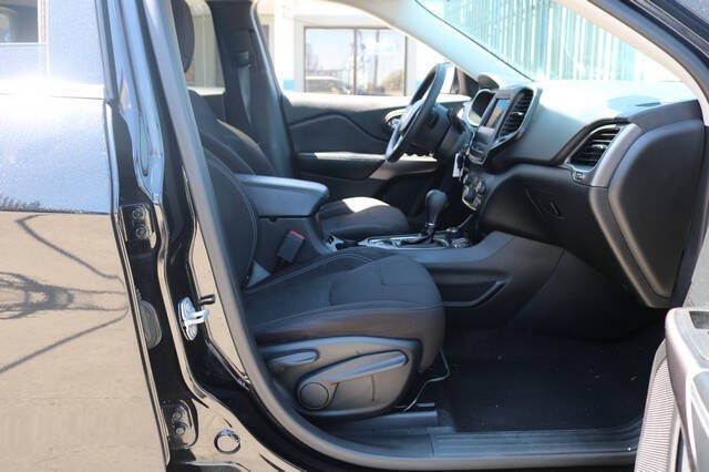 2019 Jeep Cherokee Latitude
