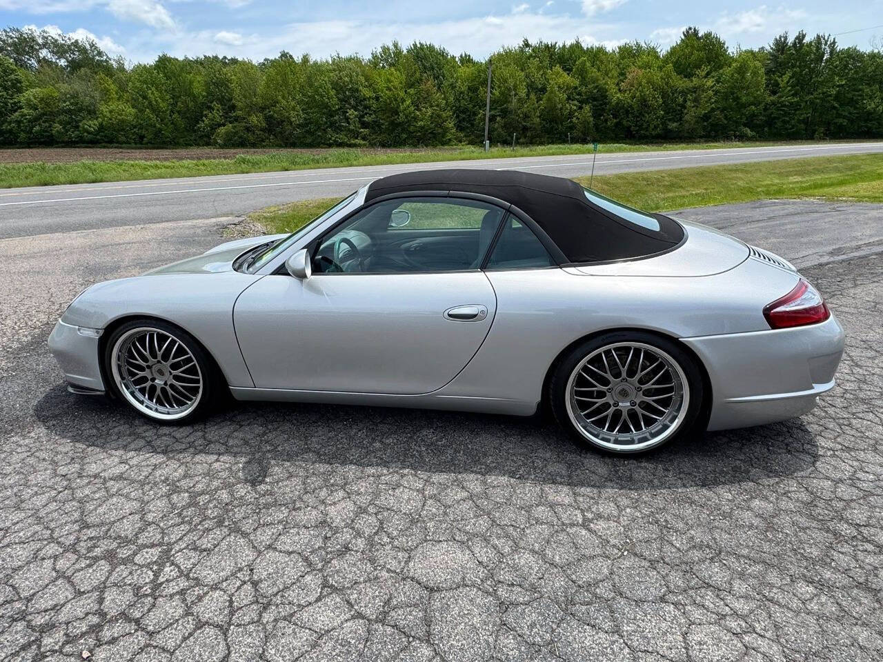 1999 Porsche 911 32