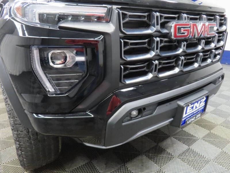 2024 GMC Canyon AT4