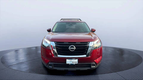 2023 Nissan Pathfinder SV