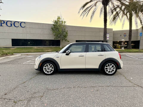 2015 MINI Hardtop 4 Door Cooper S