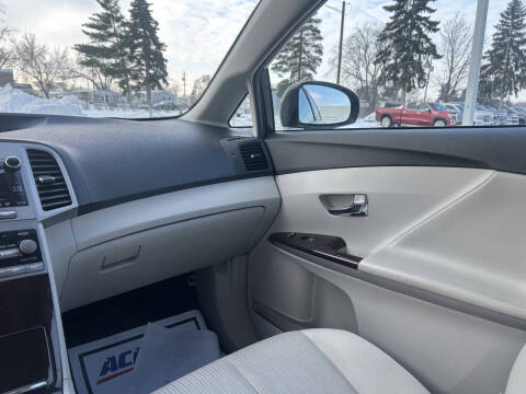 2012 Toyota Venza LE