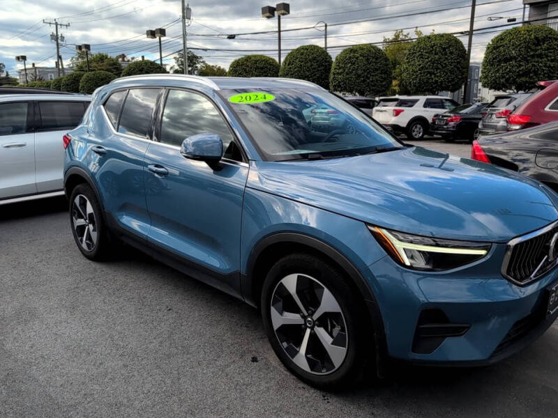 2024 Volvo XC40