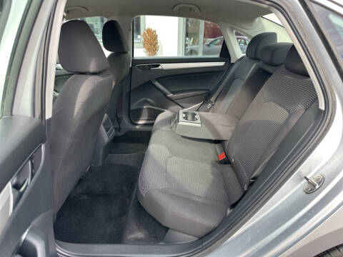 2017 Volkswagen Passat 1.8T S