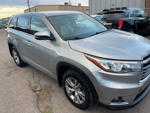 2016 Toyota Highlander for sale at STATEWIDE AUTOMOTIVE LLC in Englewood CO
