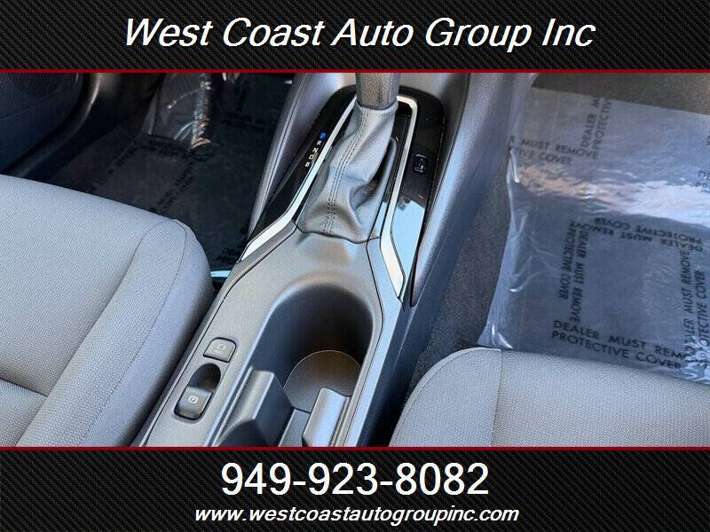 2025 Toyota Corolla LE