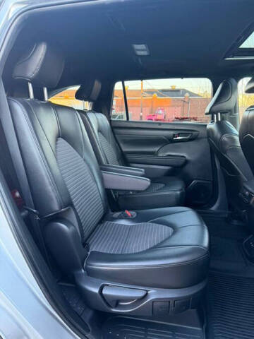 2021 Toyota Highlander XSE