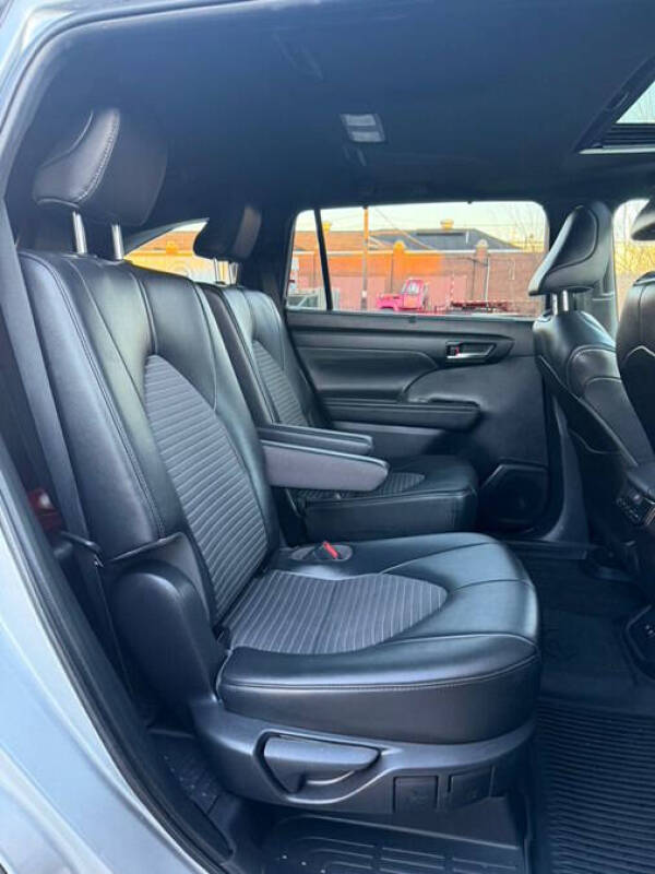 2021 Toyota Highlander XSE