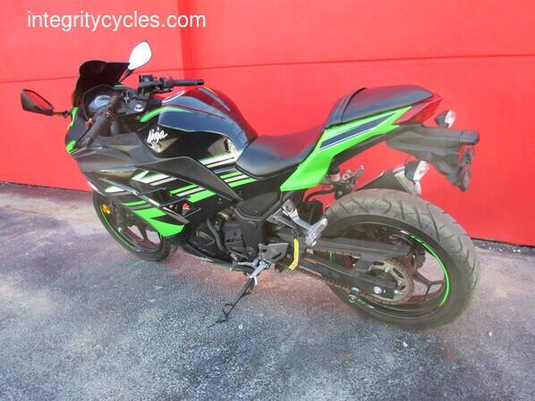 2016 Kawasaki Ninja 300