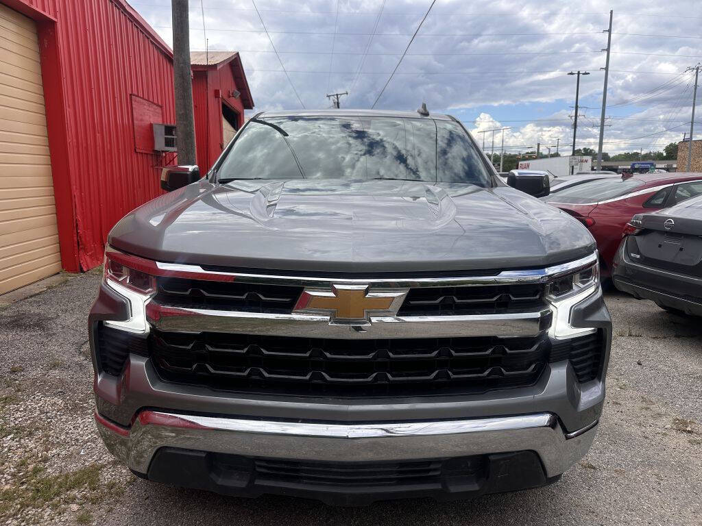 Silver 2024 Chevrolet Silverado 1500 LT 2